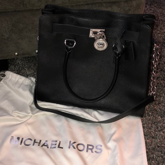 Michael Kors Handbags - Michael Kors purse